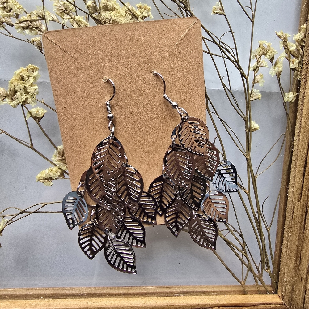 Boho Leaf Dangle Earrings | Metallic Botanical Statement Earrings